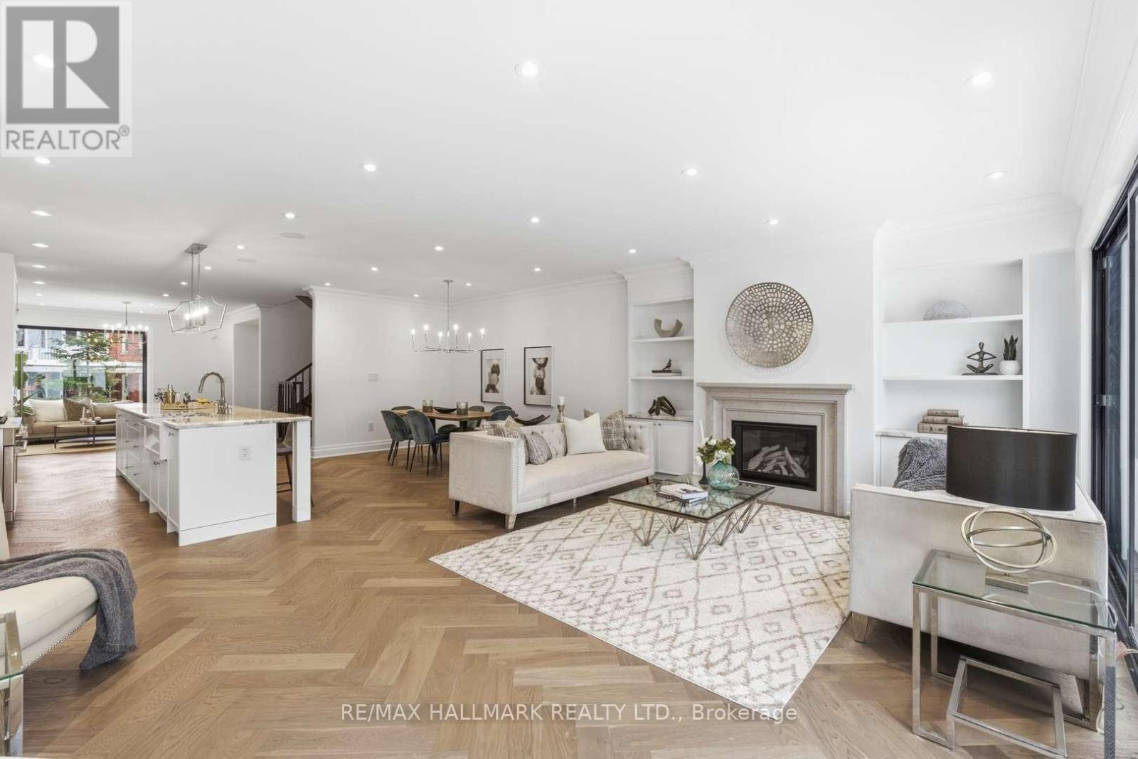 90 Garden Avenue, Toronto, Ontario  M6R 1H7 - Photo 12 - W12829326