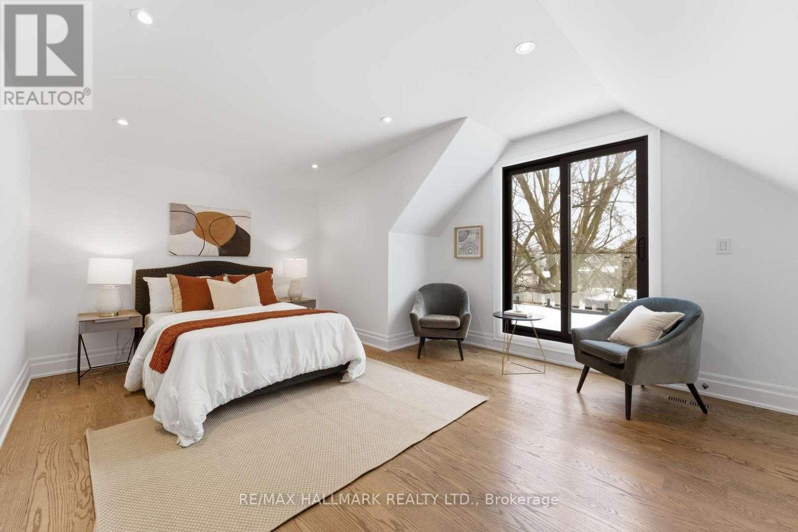 90 Garden Avenue, Toronto, Ontario  M6R 1H7 - Photo 23 - W12829326