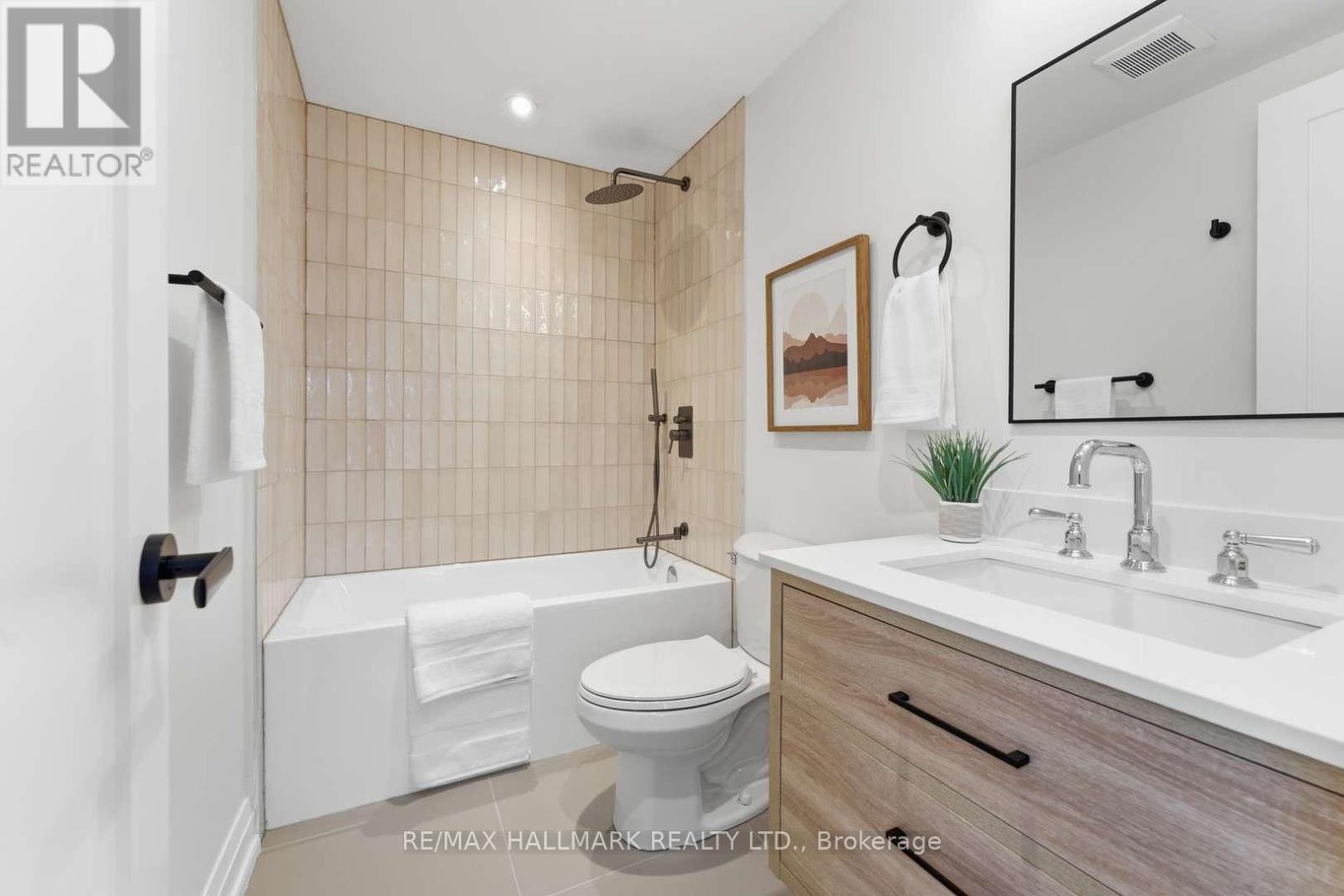 90 Garden Avenue, Toronto, Ontario  M6R 1H7 - Photo 35 - W12829326