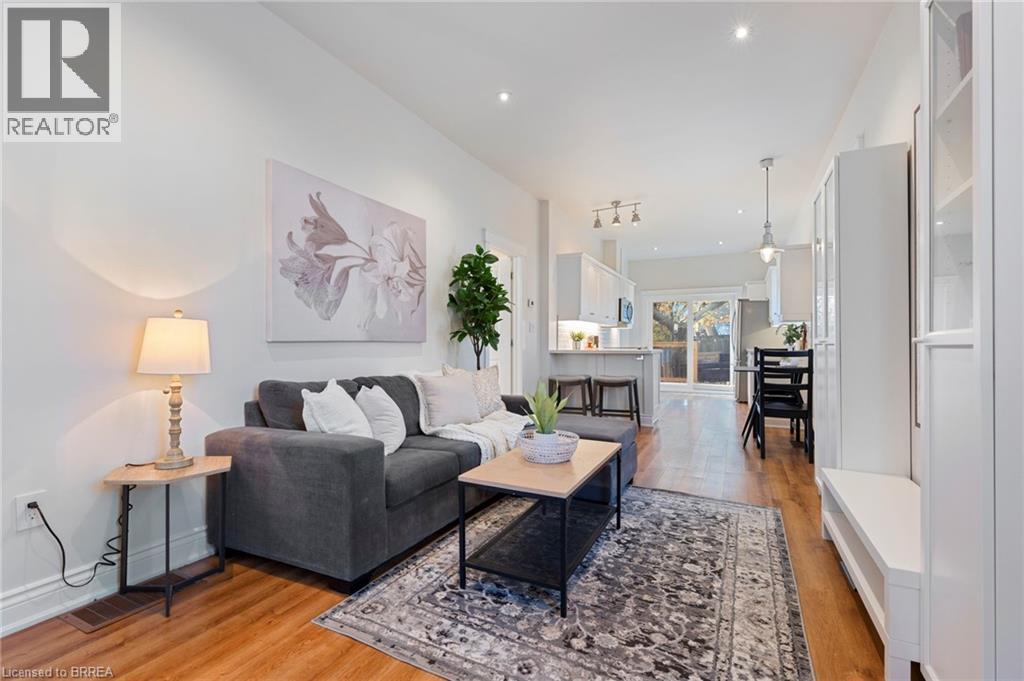 14 Spring Street, Brantford, Ontario  N3T 4M3 - Photo 8 - 40785822