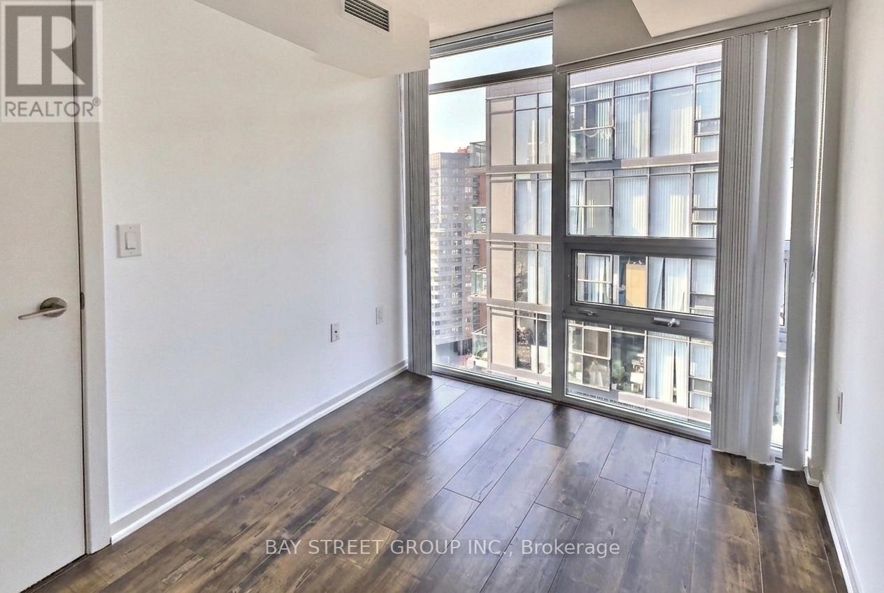 2109e - 36 Lisgar Street, Toronto, Ontario  M6J 0C7 - Photo 13 - C12695344