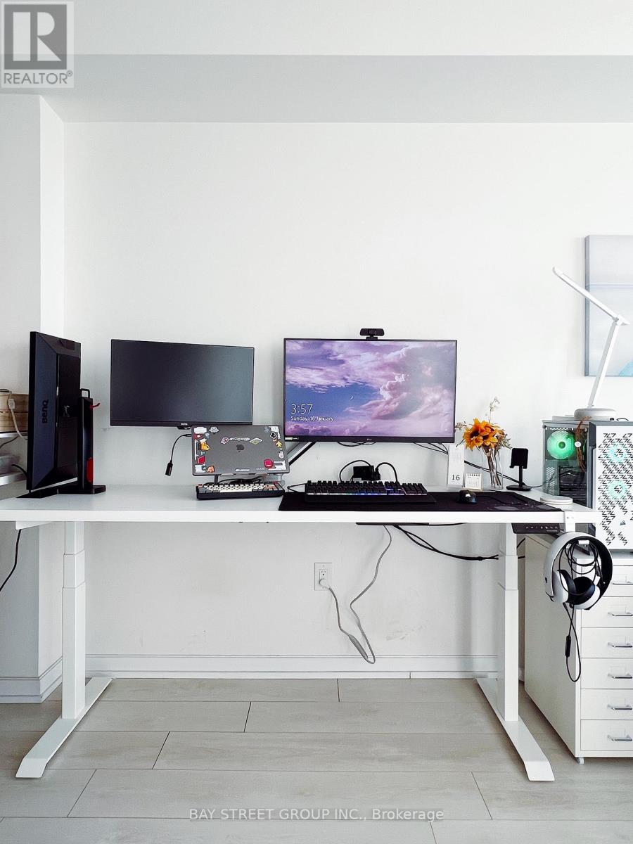 2001 - 66 Forest Manor Road, Toronto, Ontario  M2J 0B7 - Photo 23 - C12829332