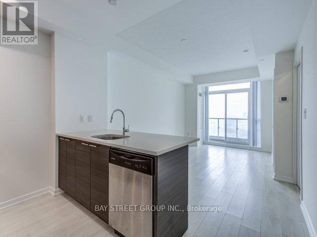 2001 - 66 Forest Manor Road, Toronto, Ontario  M2J 0B7 - Photo 6 - C12829332