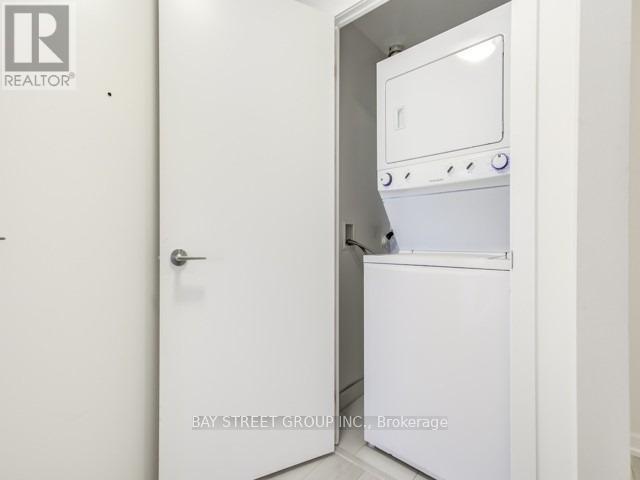 2001 - 66 Forest Manor Road, Toronto, Ontario  M2J 0B7 - Photo 7 - C12829332