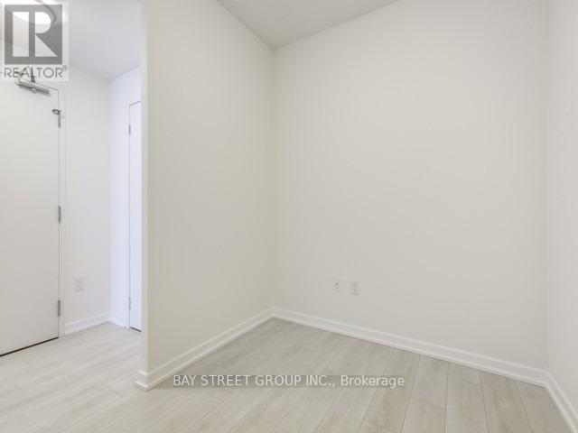 2001 - 66 Forest Manor Road, Toronto, Ontario  M2J 0B7 - Photo 8 - C12829332