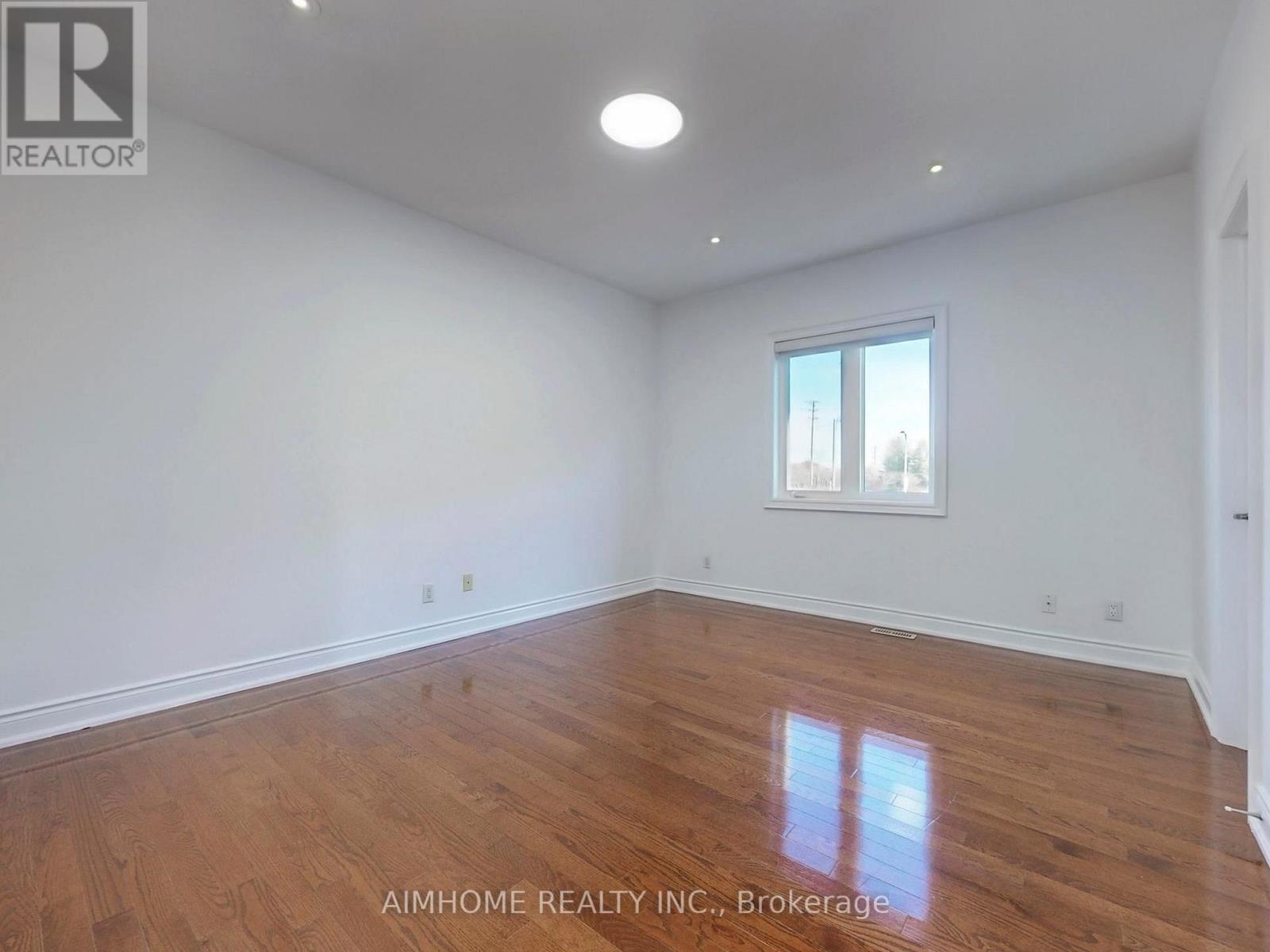 12 Sweet Valerie Court, Vaughan, Ontario  L6A 0C6 - Photo 32 - N12829346