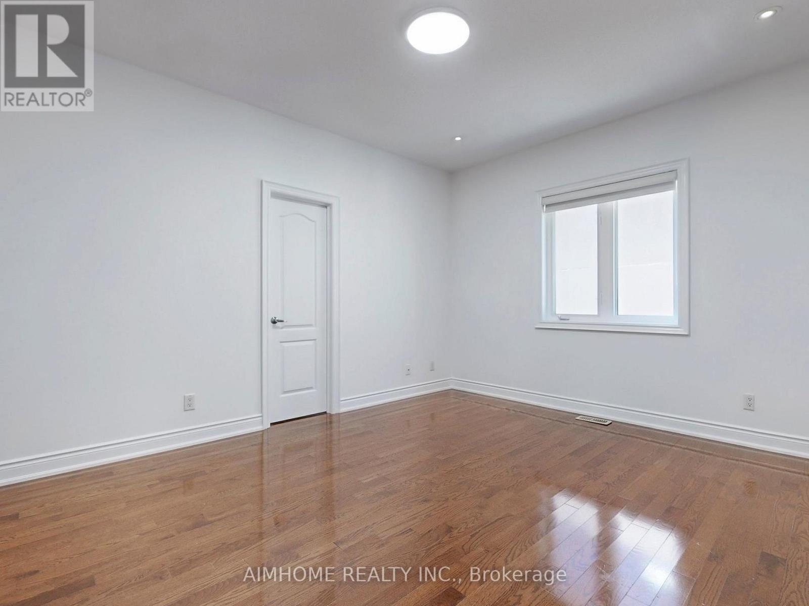 12 Sweet Valerie Court, Vaughan, Ontario  L6A 0C6 - Photo 36 - N12829346