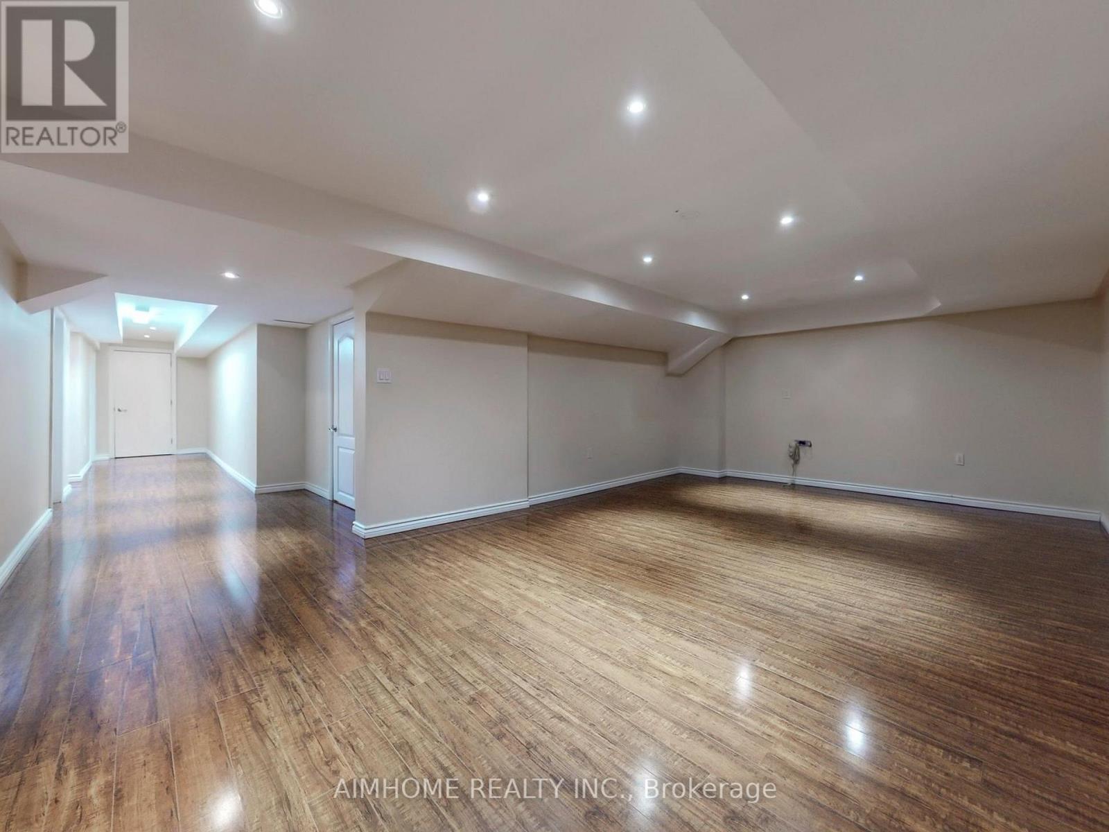 12 Sweet Valerie Court, Vaughan, Ontario  L6A 0C6 - Photo 39 - N12829346