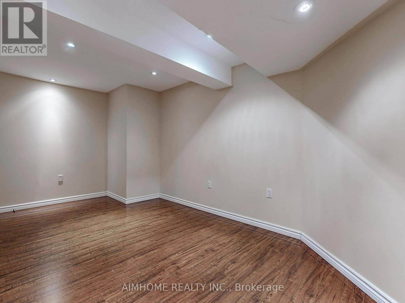 12 Sweet Valerie Court, Vaughan, Ontario  L6A 0C6 - Photo 45 - N12829346