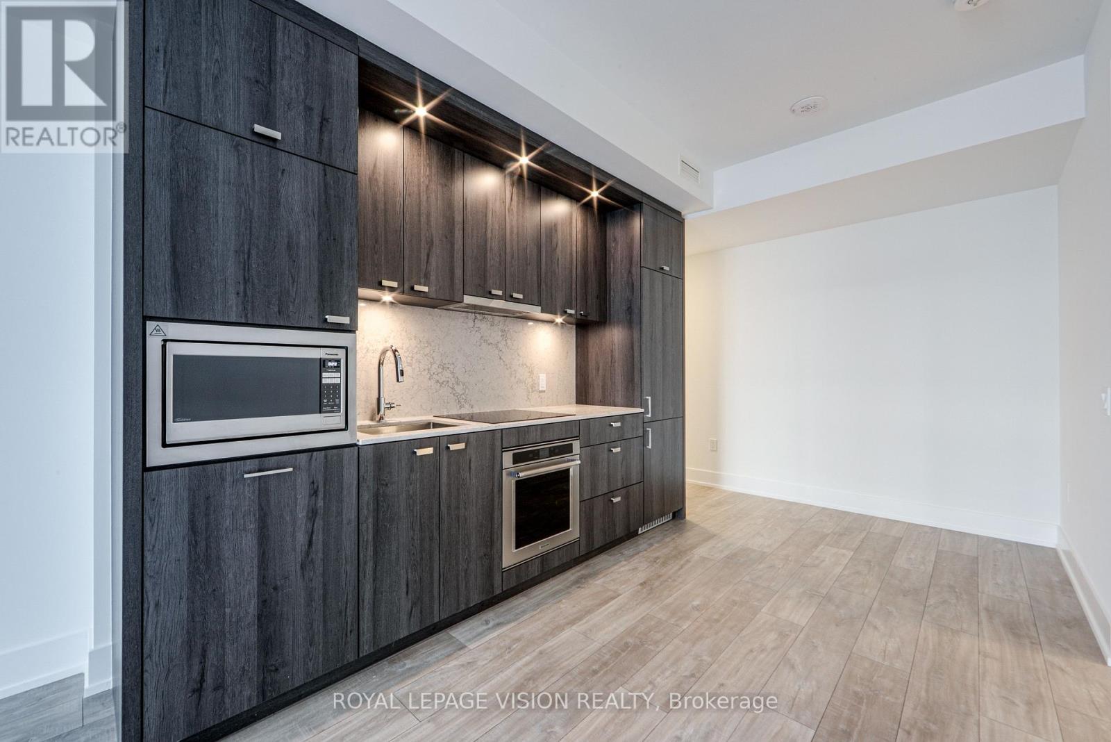 340 - 858 Dupont Street, Toronto, Ontario  M6G 0C1 - Photo 8 - W12829340