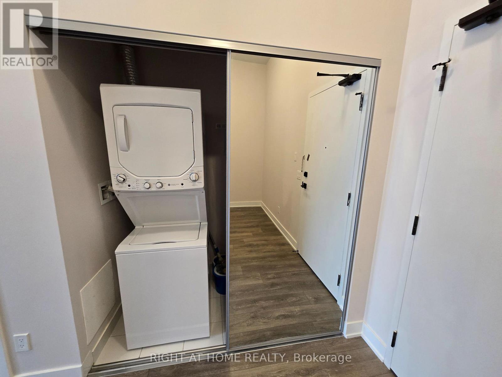 354 - 2485 Taunton Road W, Oakville, Ontario  L6H 3R8 - Photo 11 - W12829354