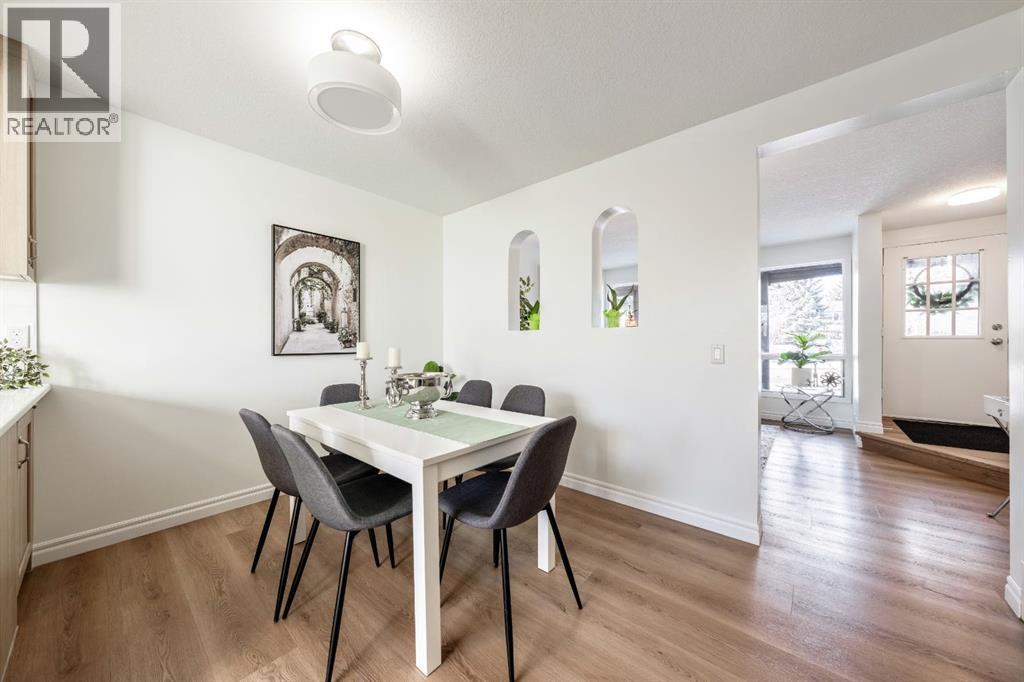 2213 Woodview Drive Sw, Calgary, Alberta  T2W 3N9 - Photo 5 - A2287944