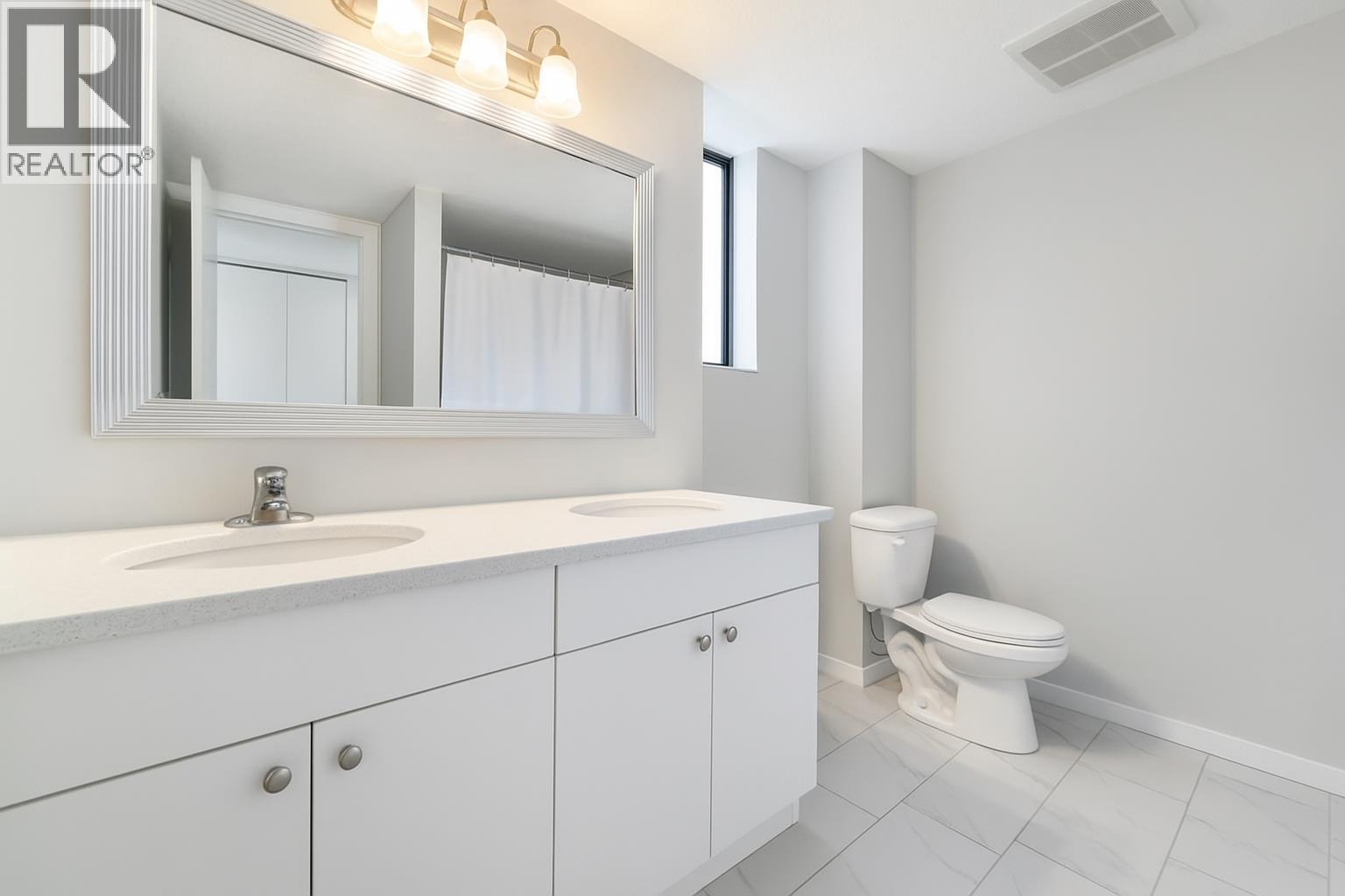 3003 Nw Sunnyhurst Road, North Vancouver, British Columbia  V7K 2G4 - Photo 18 - R3093107