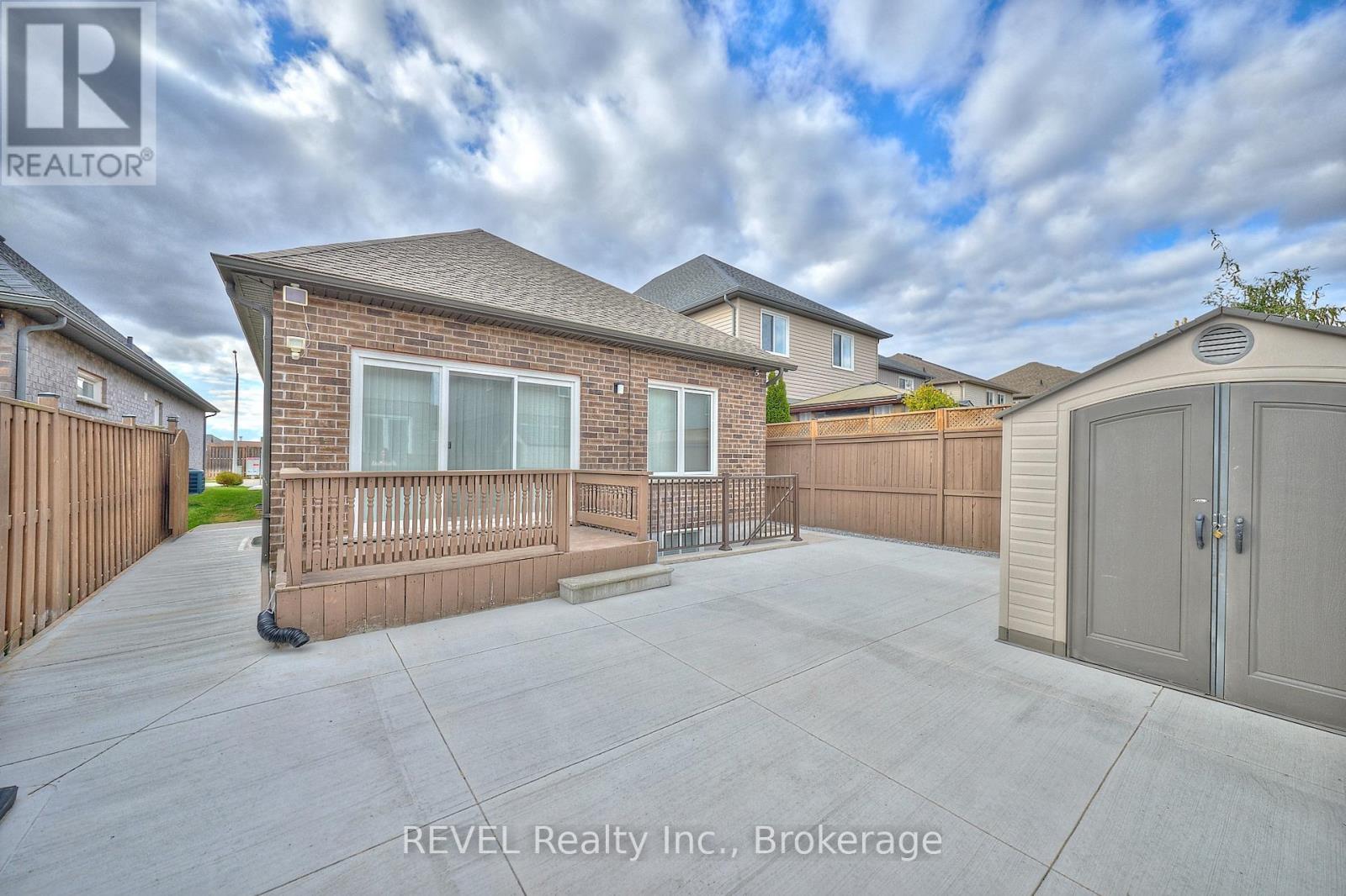 8446 Jennifer Crescent, Niagara Falls, Ontario  L2H 0J3 - Photo 24 - X12829368