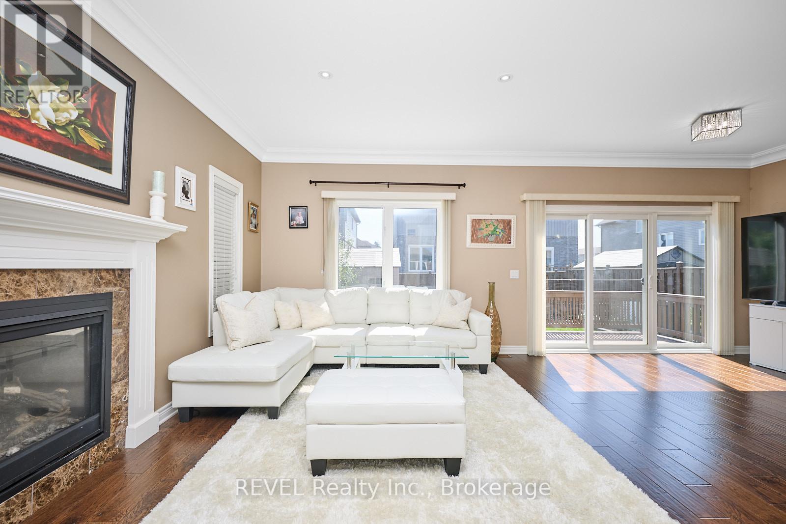 8446 Jennifer Crescent, Niagara Falls, Ontario  L2H 0J3 - Photo 6 - X12829368