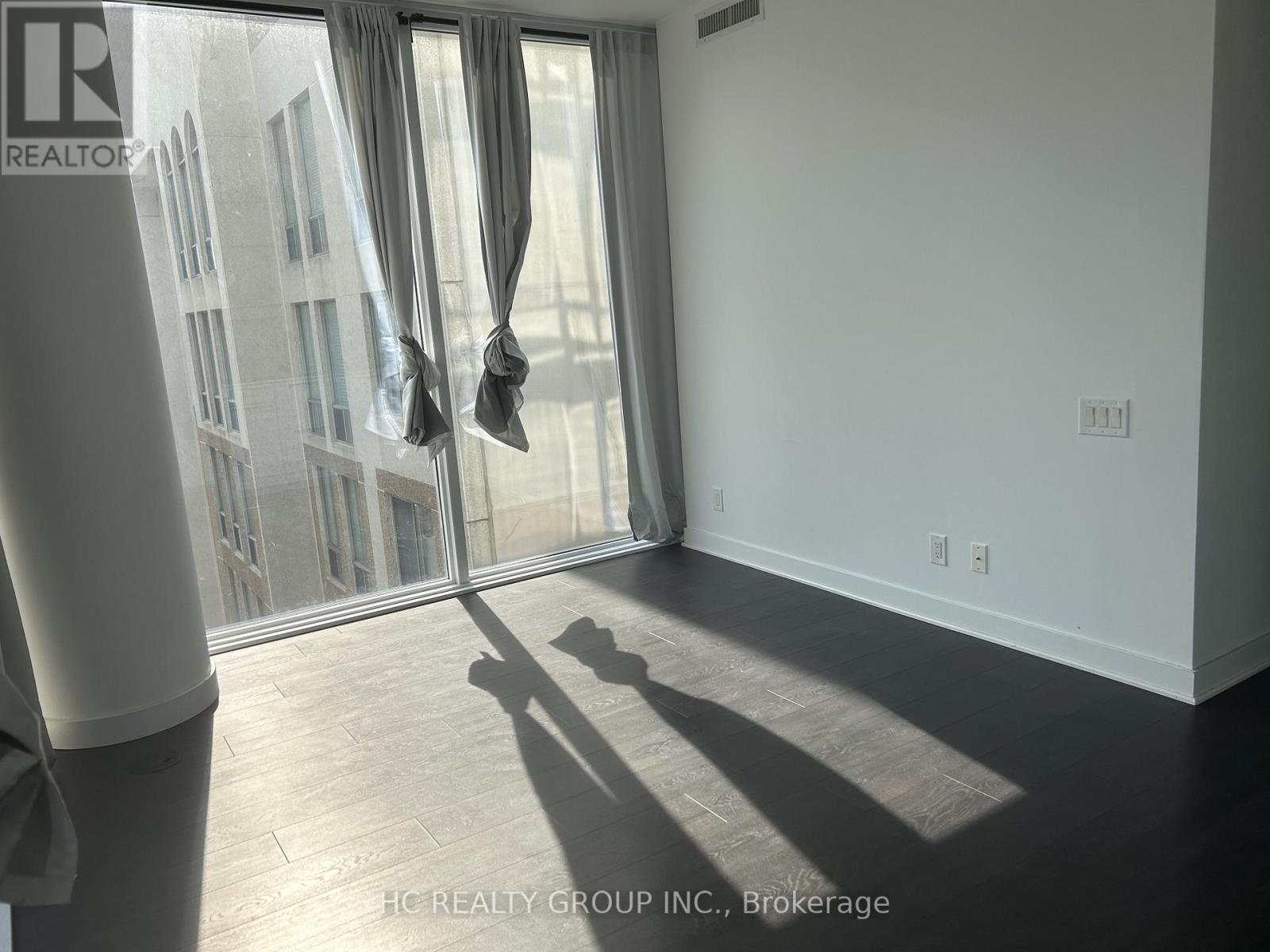 2303 - 15 Grenville Street, Toronto, Ontario  M4Y 0B9 - Photo 7 - C12829366