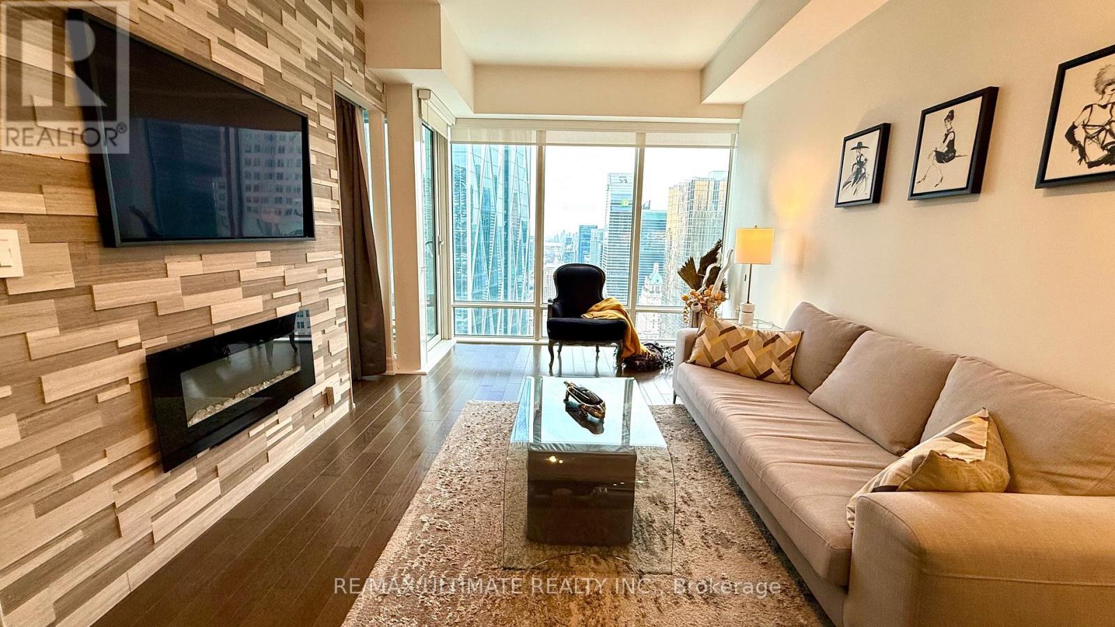 4903 - 8 The Esplanade, Toronto, Ontario  M5E 0A6 - Photo 11 - C12829372