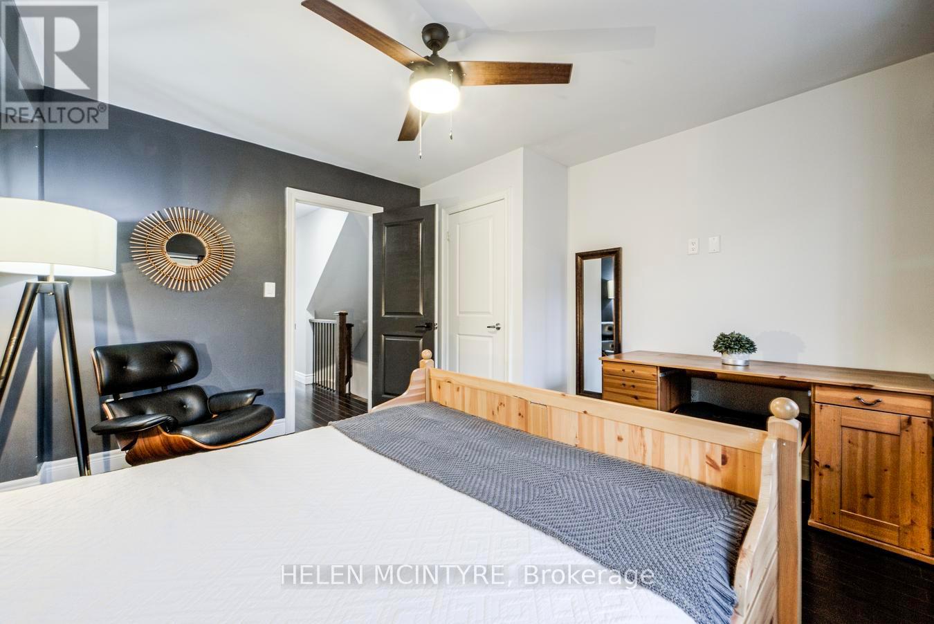 52 Cormier Heights, Toronto, Ontario  M8Z 0B5 - Photo 22 - W12808382