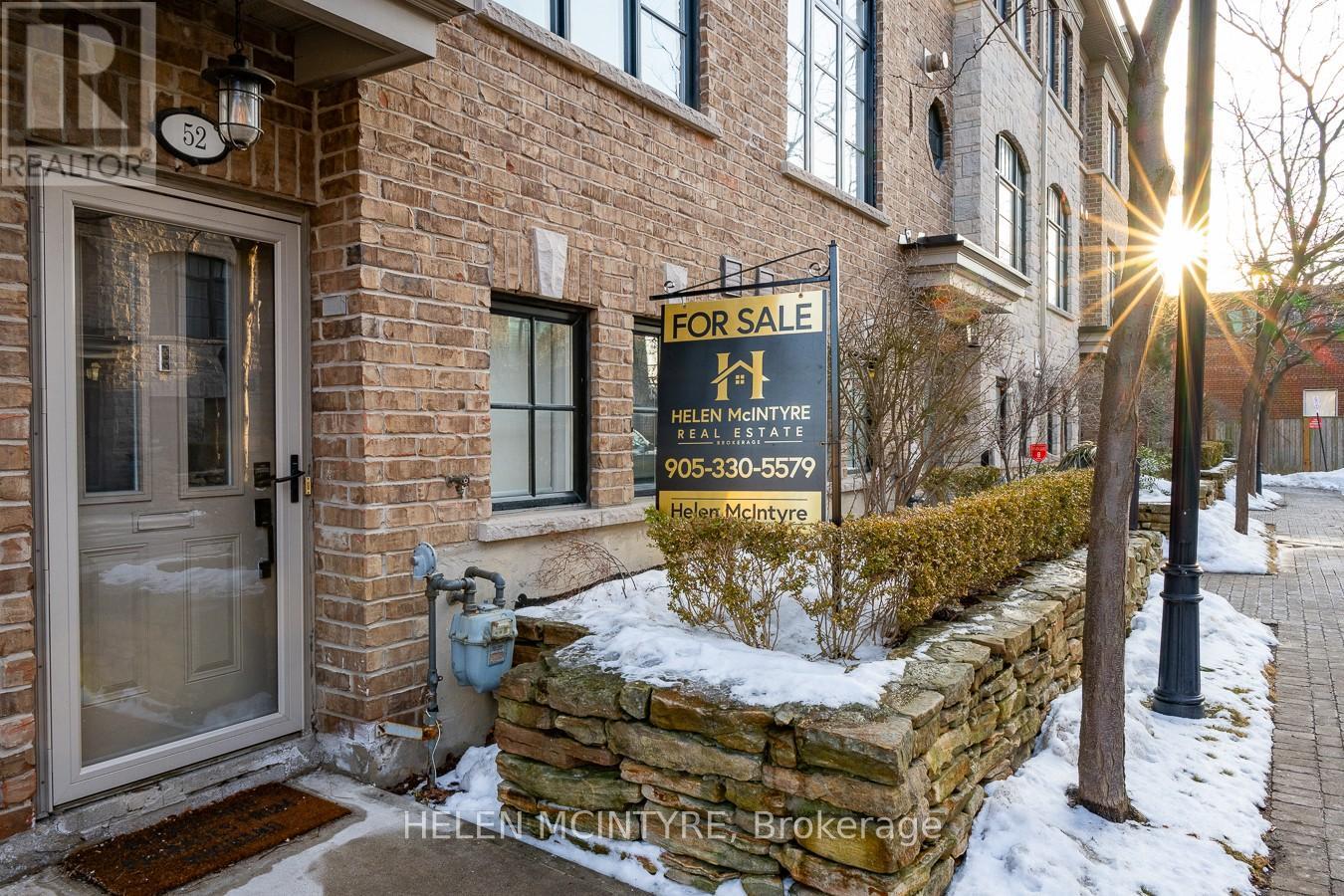 52 Cormier Heights, Toronto, Ontario  M8Z 0B5 - Photo 40 - W12808382