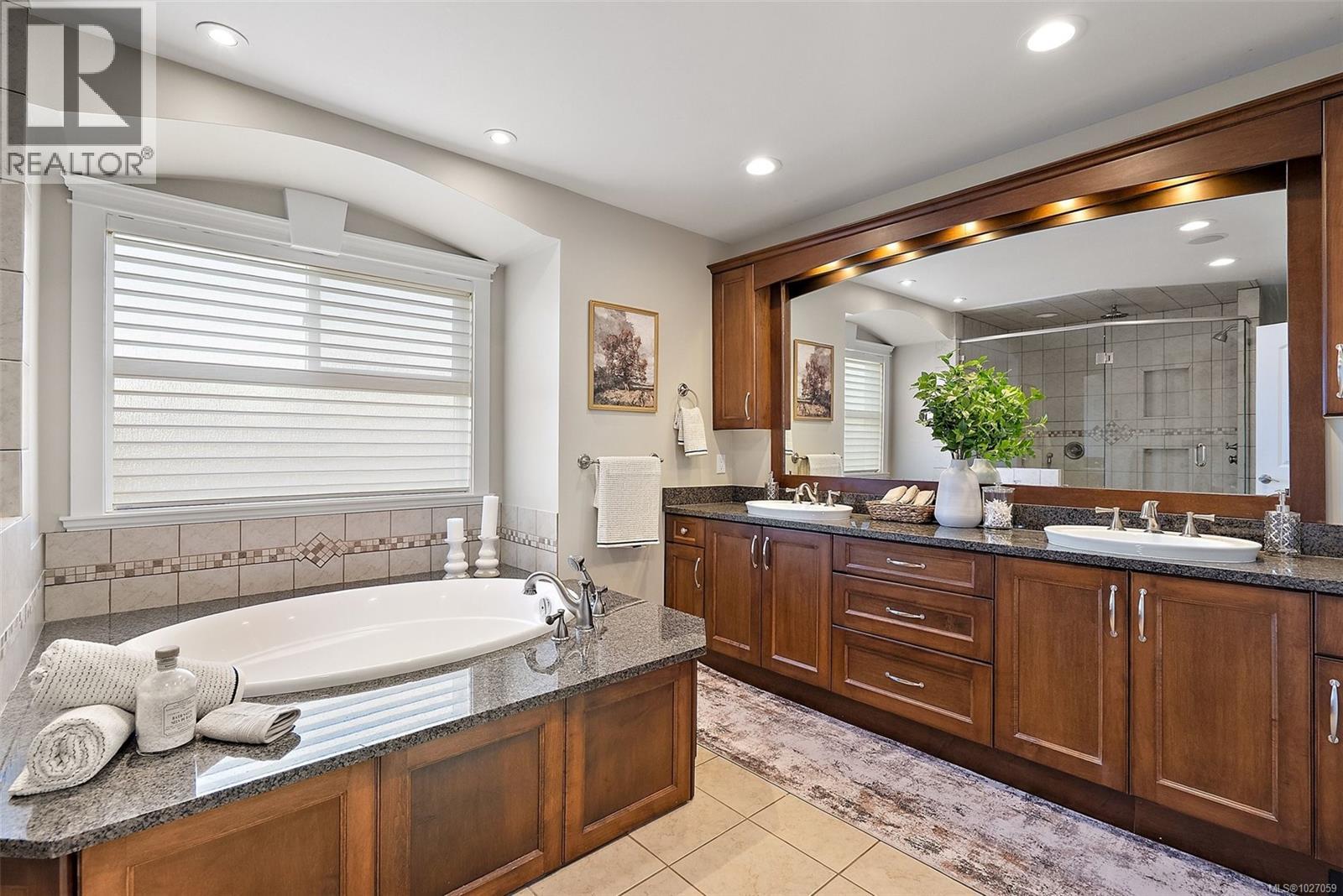 4973 La Quinta Pl, Saanich, British Columbia V8Y 3G9 - Photo 20 - 1027059