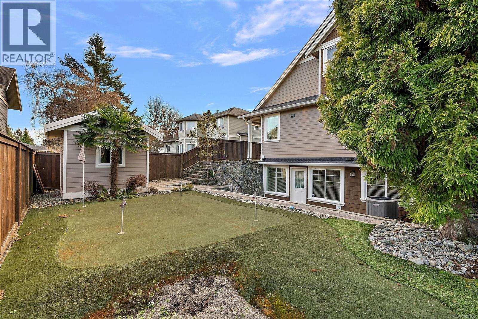 4973 La Quinta Pl, Saanich, British Columbia V8Y 3G9 - Photo 44 - 1027059