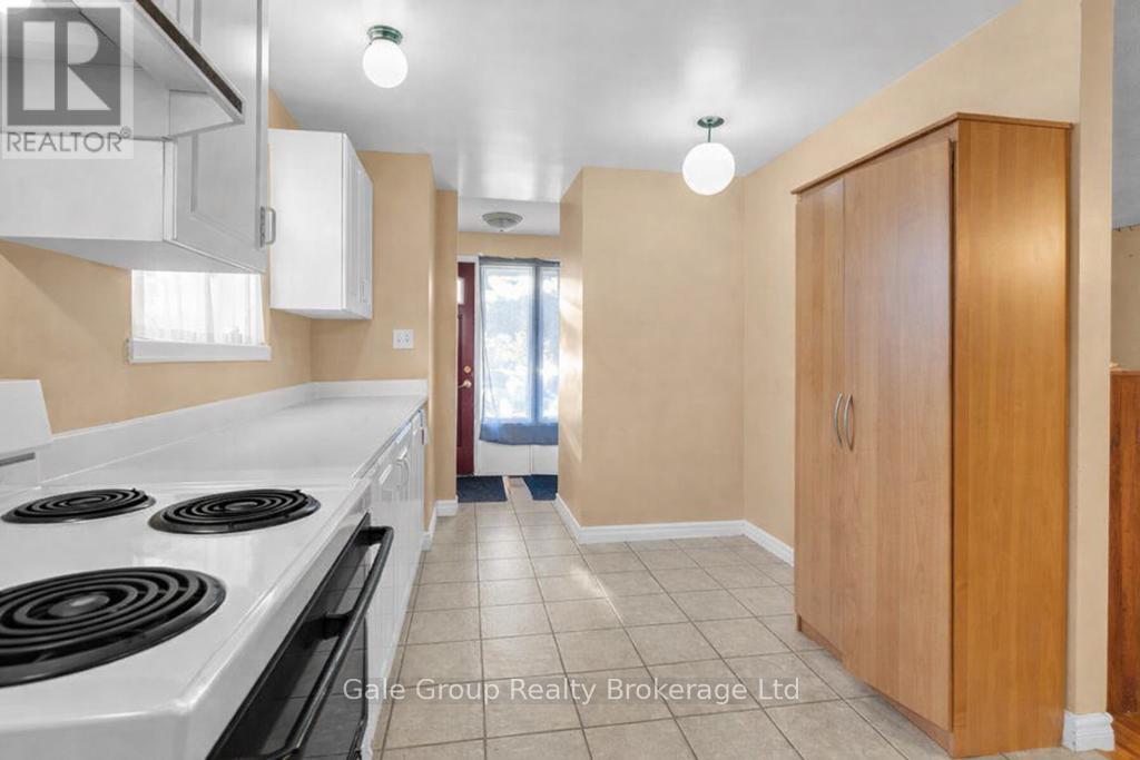 61 Tennyson Street, Woodstock, Ontario  N4S 8B3 - Photo 6 - X12633190