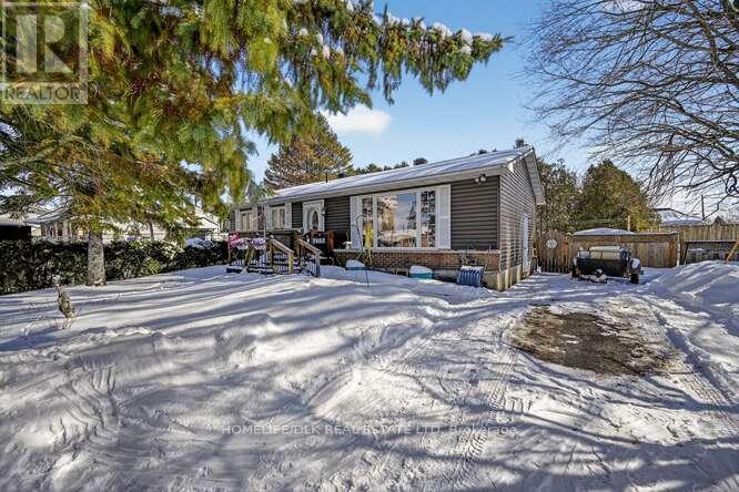 73 Adelaide St S Street E, Edwardsburgh/cardinal, Ontario K0E 1E0 - Photo 1 - X12829400