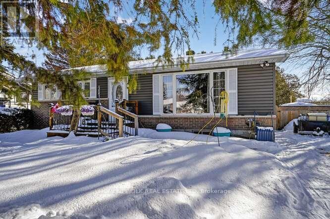 73 Adelaide St S Street E, Edwardsburgh/cardinal, Ontario K0E 1E0 - Photo 2 - X12829400