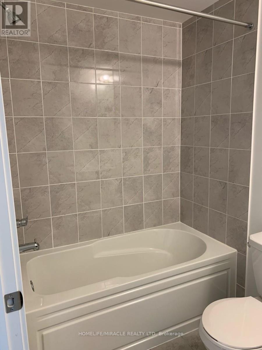 303 - 1 Climo Lane, Markham, Ontario  L6E 0V8 - Photo 13 - N12371285