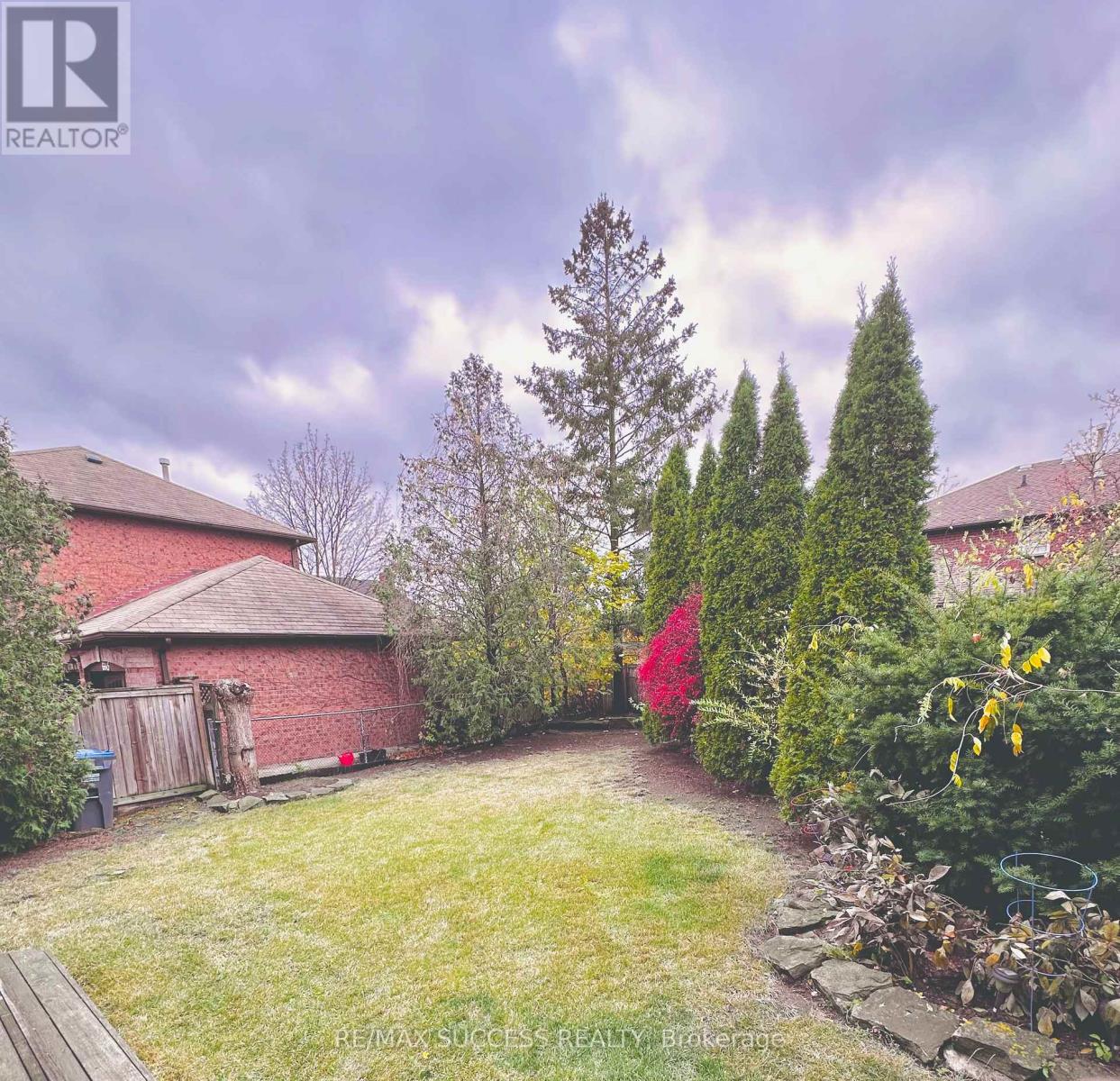 6643 Mockingbird Lane, Mississauga, Ontario  L5N 5K2 - Photo 17 - W12745578