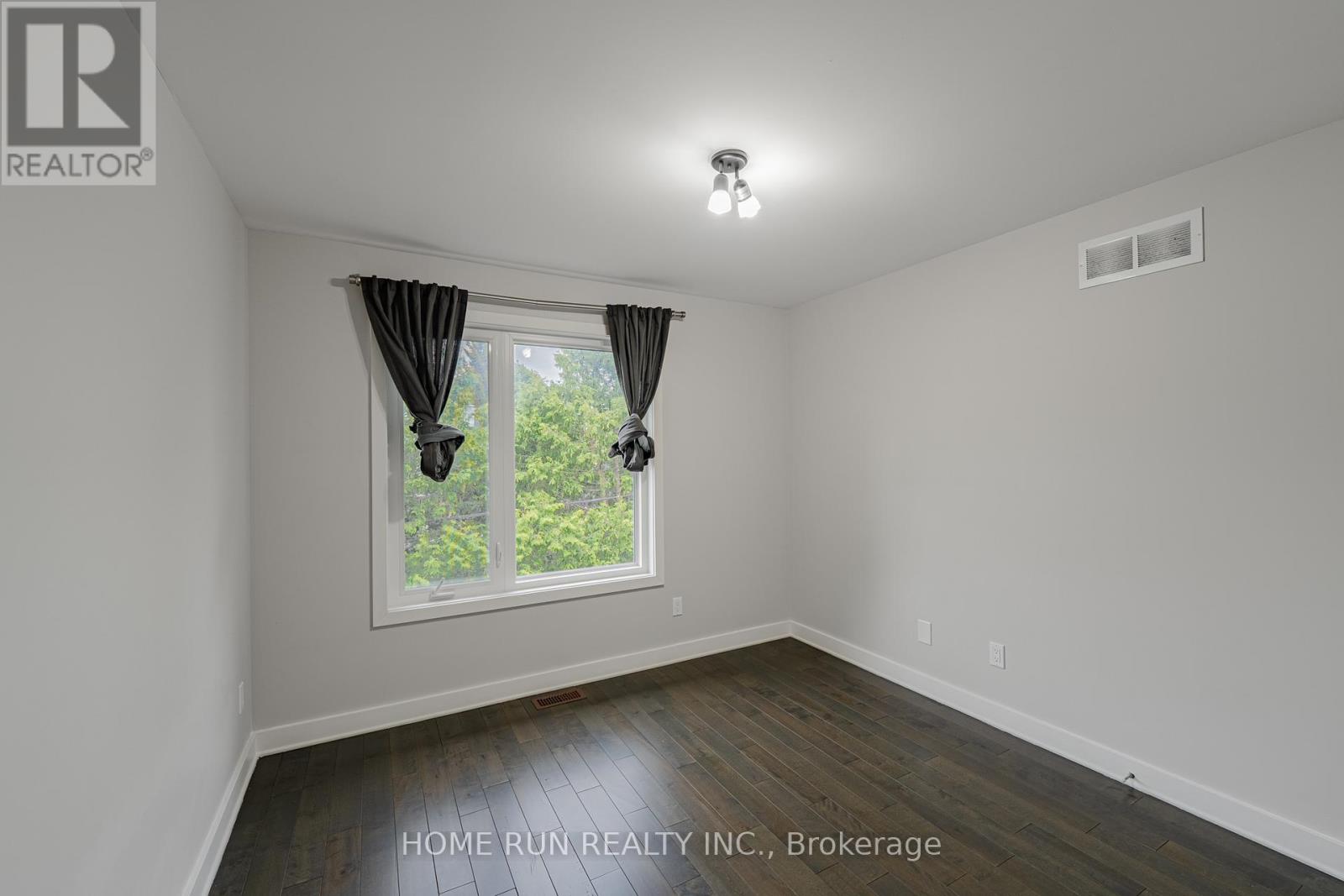 14 Camil Street, Ottawa, Ontario  K1K 0X1 - Photo 31 - X12688102