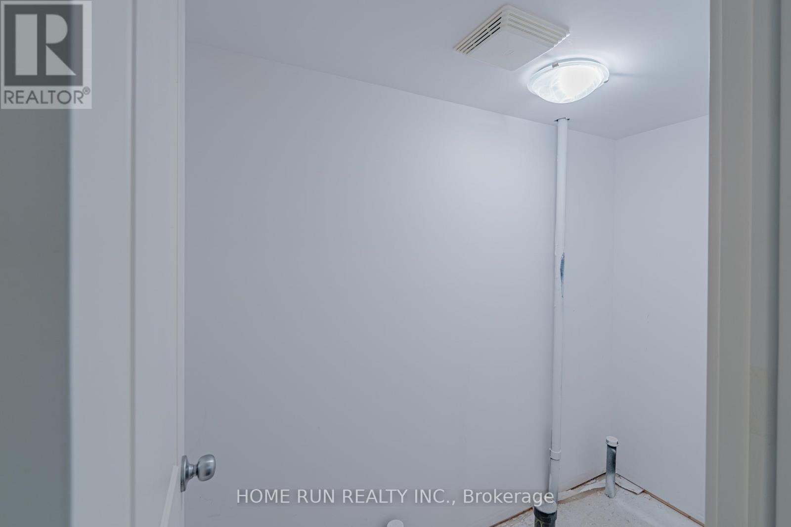 14 Camil Street, Ottawa, Ontario  K1K 0X1 - Photo 35 - X12688102