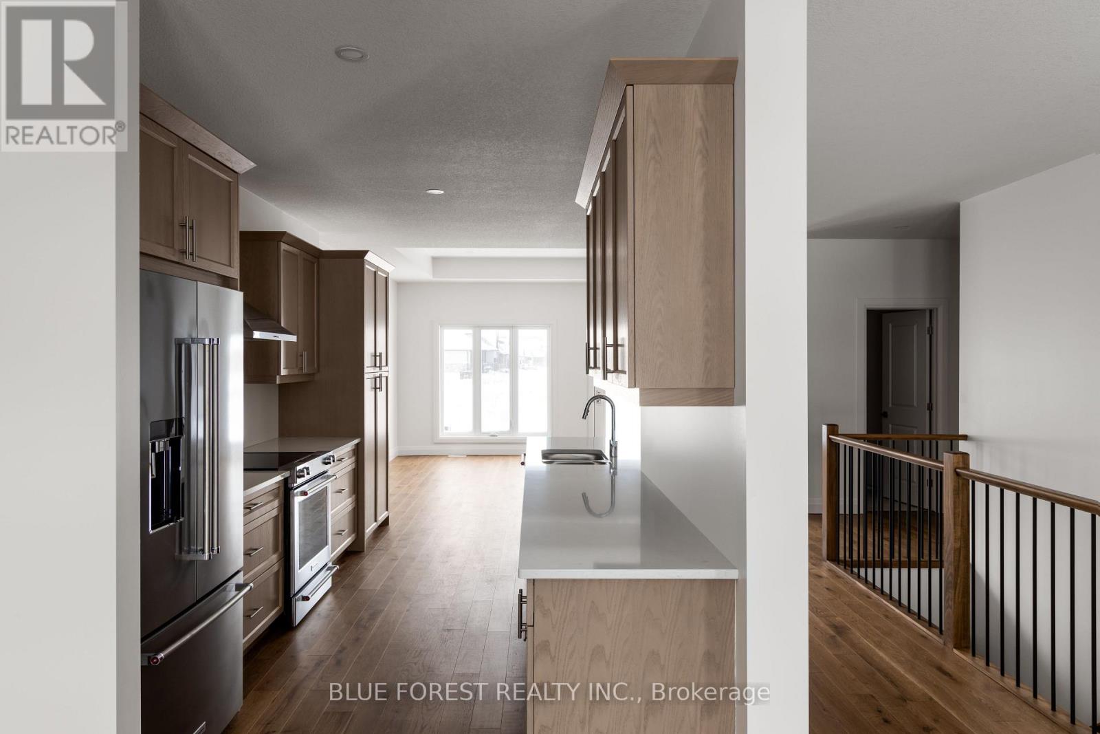 4 - 279 Boardwalk Way, Thames Centre, Ontario  N0L 1G2 - Photo 3 - X12829404