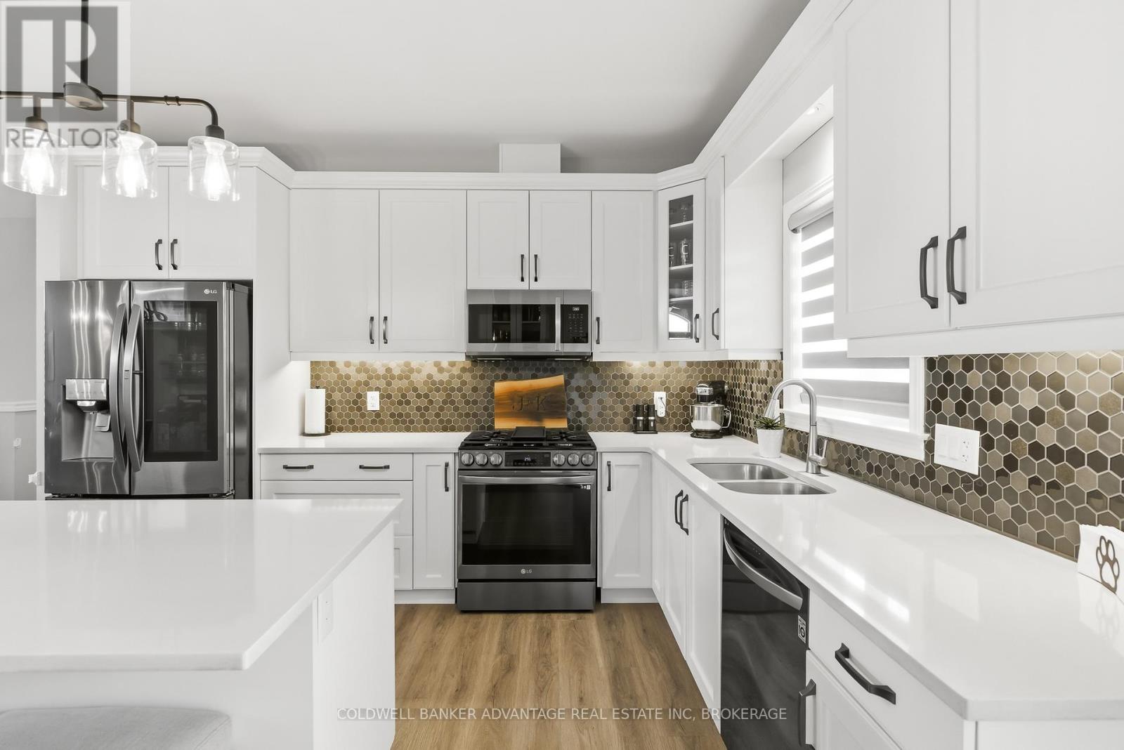 70 Renfield Street, Port Colborne, Ontario  L3K 0A7 - Photo 10 - X12829390