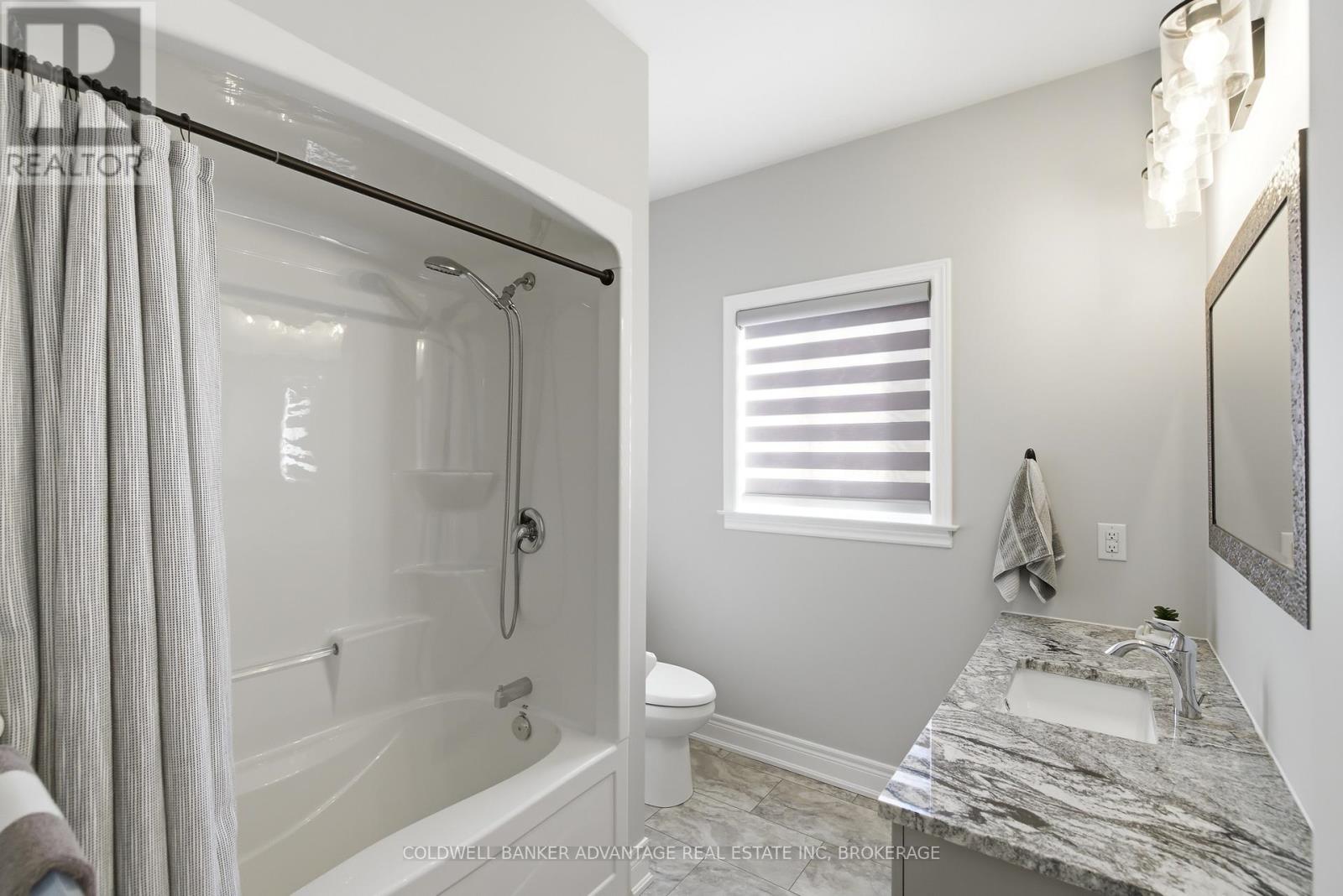 70 Renfield Street, Port Colborne, Ontario  L3K 0A7 - Photo 14 - X12829390