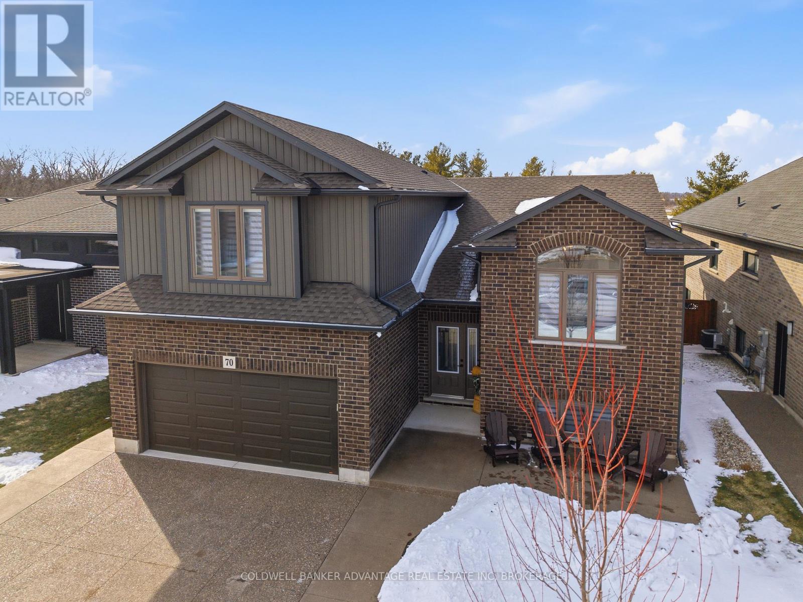 70 Renfield Street, Port Colborne, Ontario  L3K 0A7 - Photo 2 - X12829390