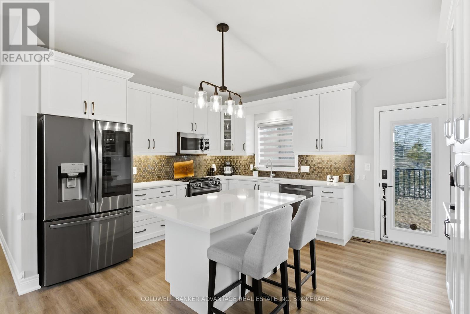 70 Renfield Street, Port Colborne, Ontario  L3K 0A7 - Photo 9 - X12829390