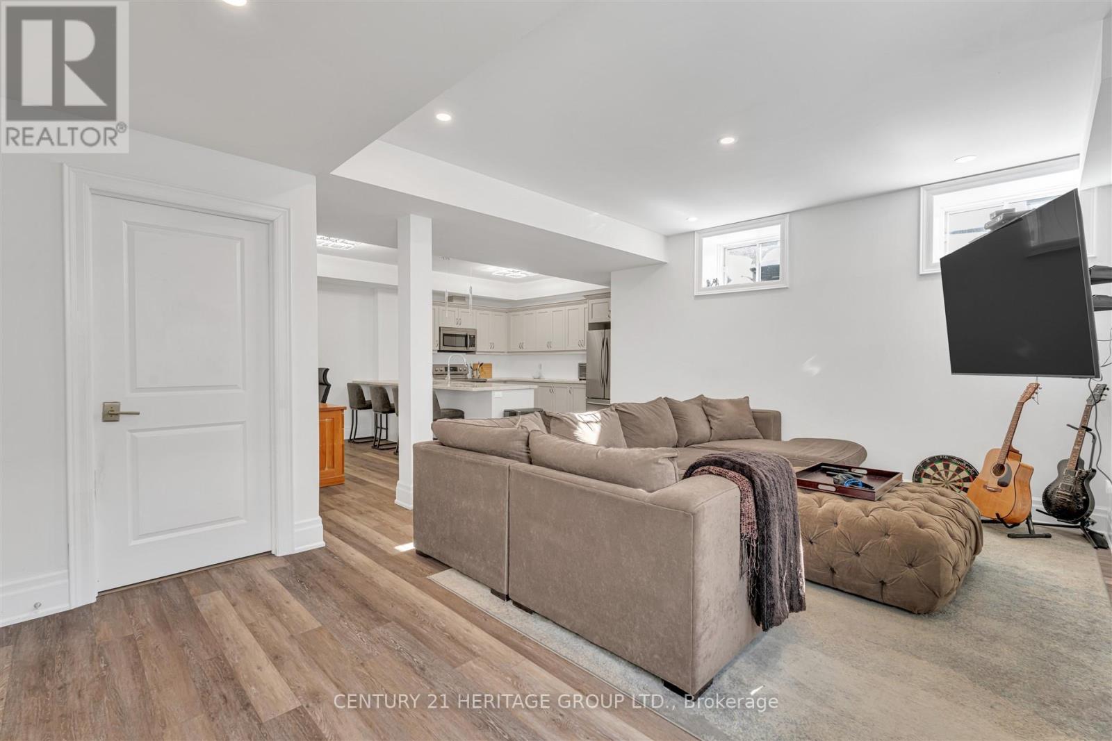 43 Sir Henry Court, King, Ontario  L7B 0P5 - Photo 46 - N12829396