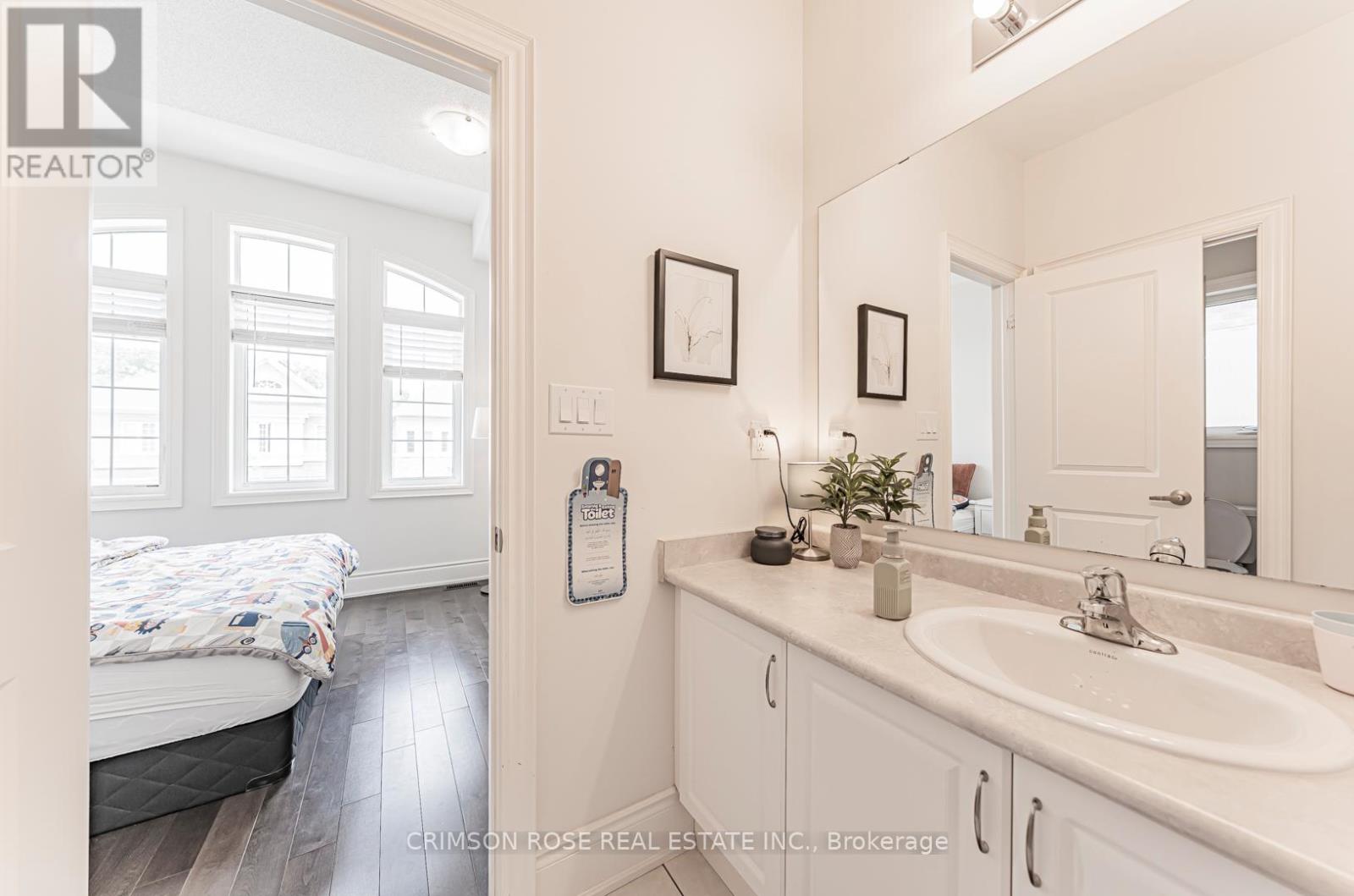 3232 Meadow Marsh Crescent, Oakville, Ontario  L6H 0T6 - Photo 34 - W12829386