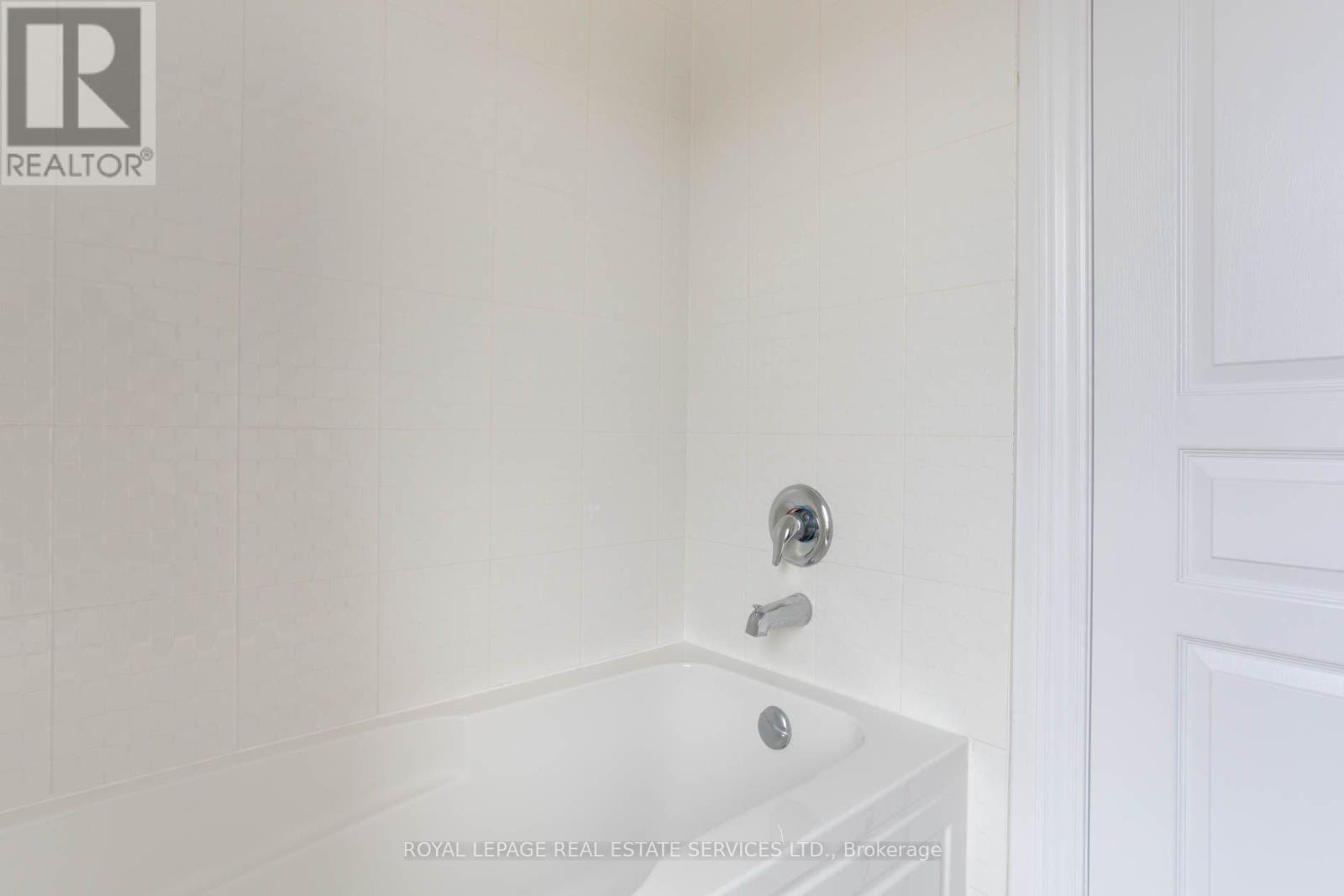 424 Rockwell Common, Oakville, Ontario  L6H 0R7 - Photo 17 - W12829392