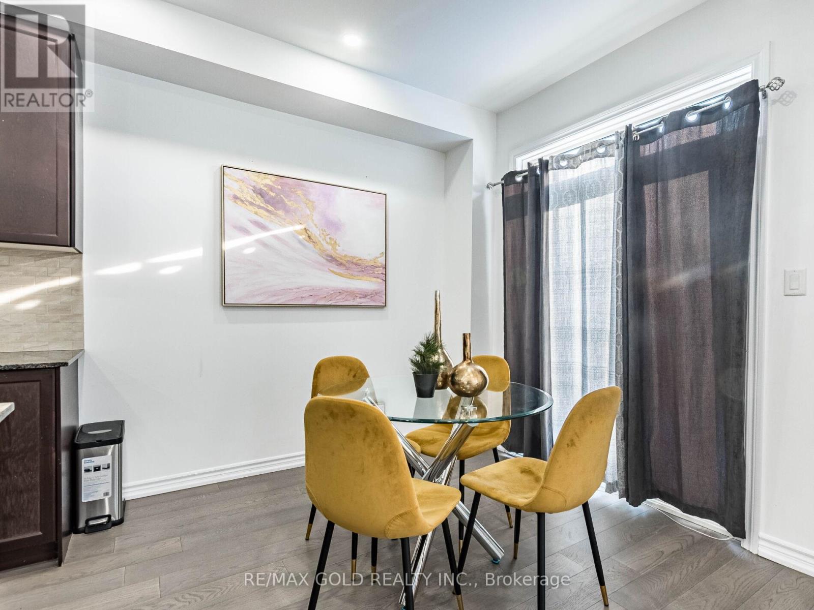 126 Kempenfelt Trail, Brampton, Ontario  L7A 3Y1 - Photo 19 - W12829408