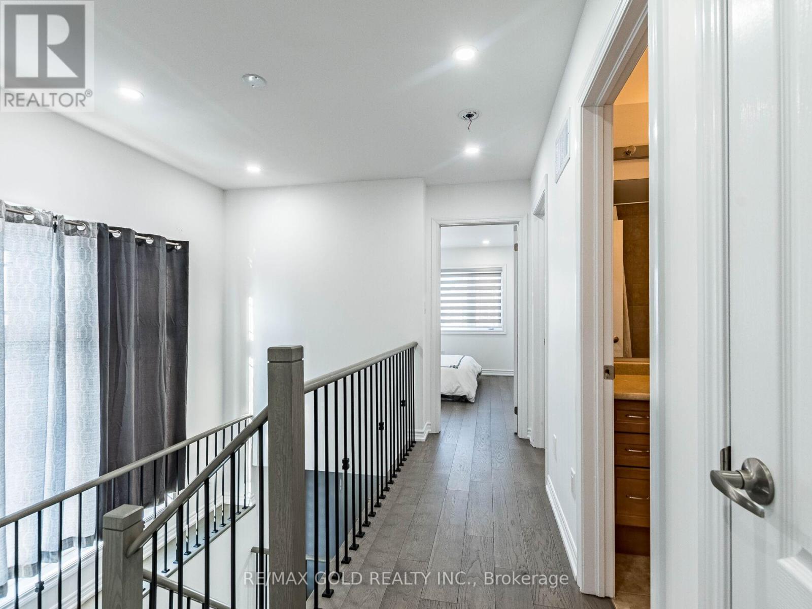 126 Kempenfelt Trail, Brampton, Ontario  L7A 3Y1 - Photo 28 - W12829408