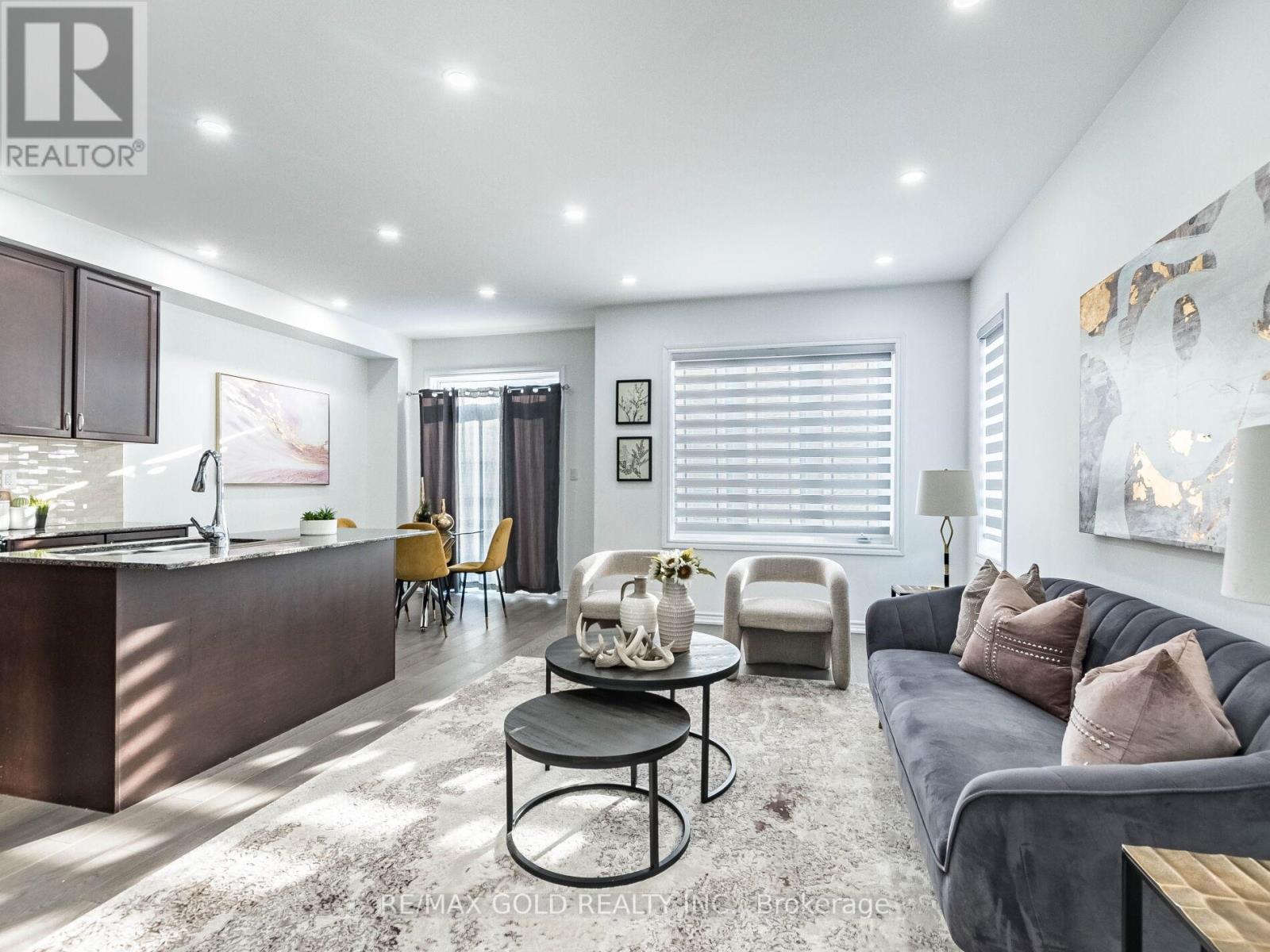 126 Kempenfelt Trail, Brampton, Ontario  L7A 3Y1 - Photo 8 - W12829408