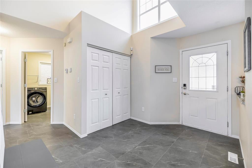 1136 Comdale Avenue, Winnipeg, Manitoba  R3T 2R8 - Photo 8 - 202603061