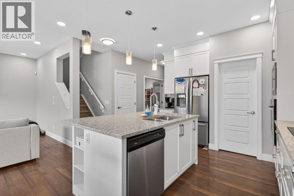 908 Midtown Avenue Sw, Airdrie, Alberta  T4B 4V8 - Photo 12 - A2289603