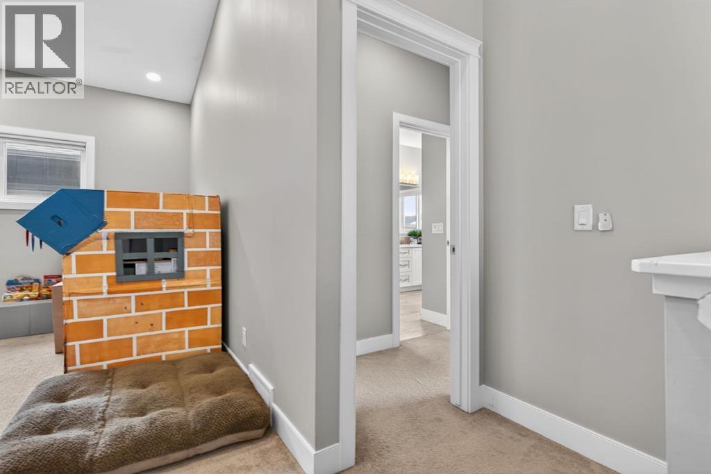 908 Midtown Avenue Sw, Airdrie, Alberta  T4B 4V8 - Photo 21 - A2289603