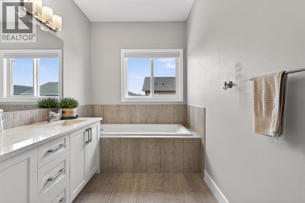 908 Midtown Avenue Sw, Airdrie, Alberta  T4B 4V8 - Photo 27 - A2289603