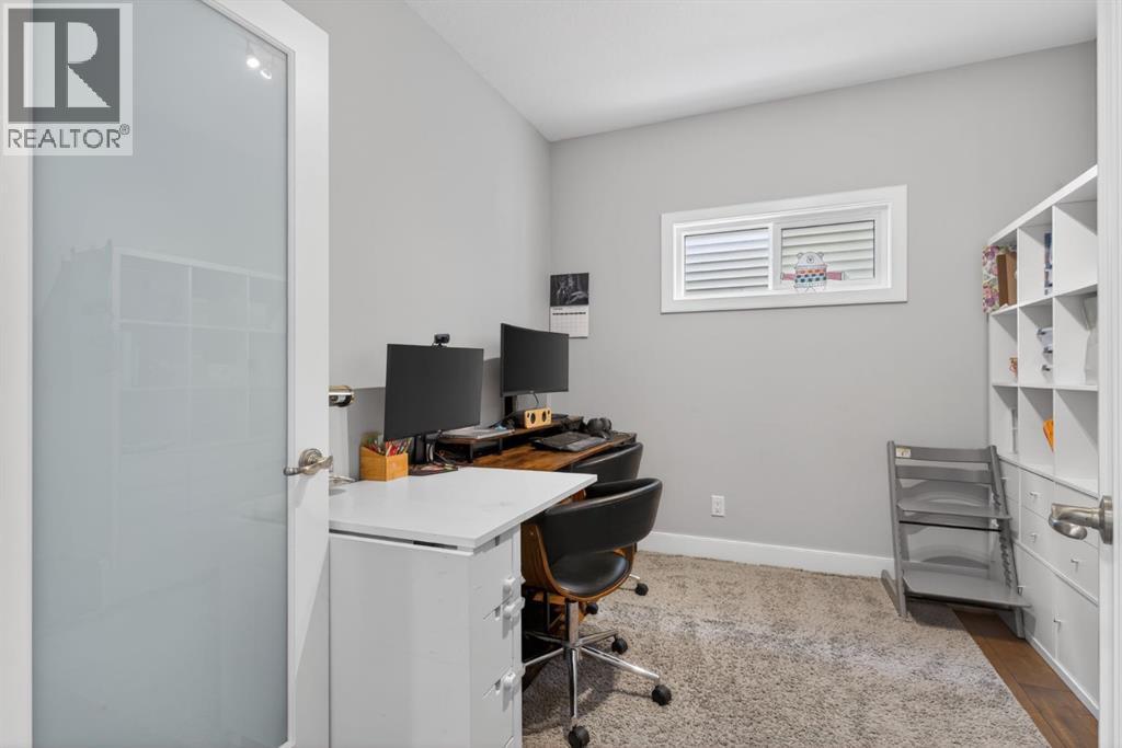 908 Midtown Avenue Sw, Airdrie, Alberta  T4B 4V8 - Photo 8 - A2289603