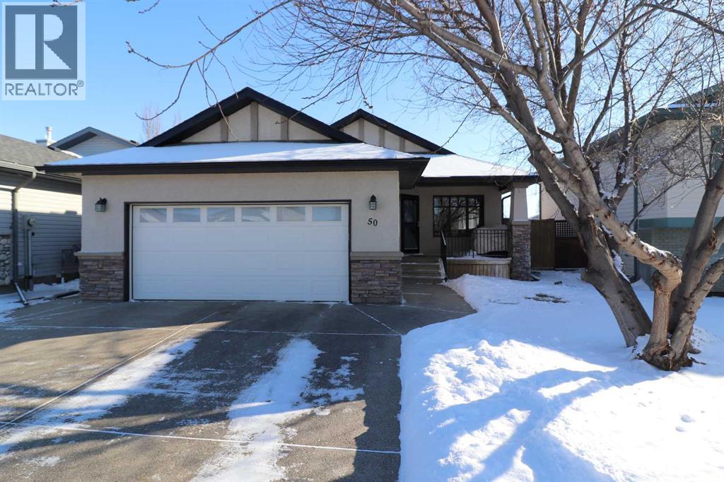50 Riverbrook Close W, Lethbridge, Alberta