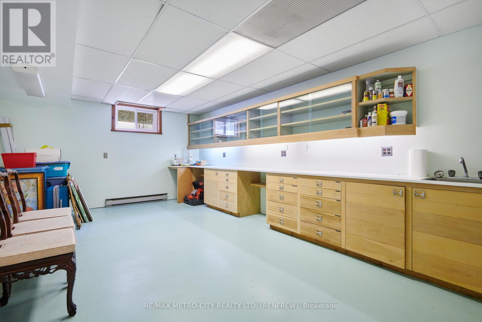 128 Burns Drive, Mcnab/braeside, Ontario  K0A 1G0 - Photo 32 - X12829420